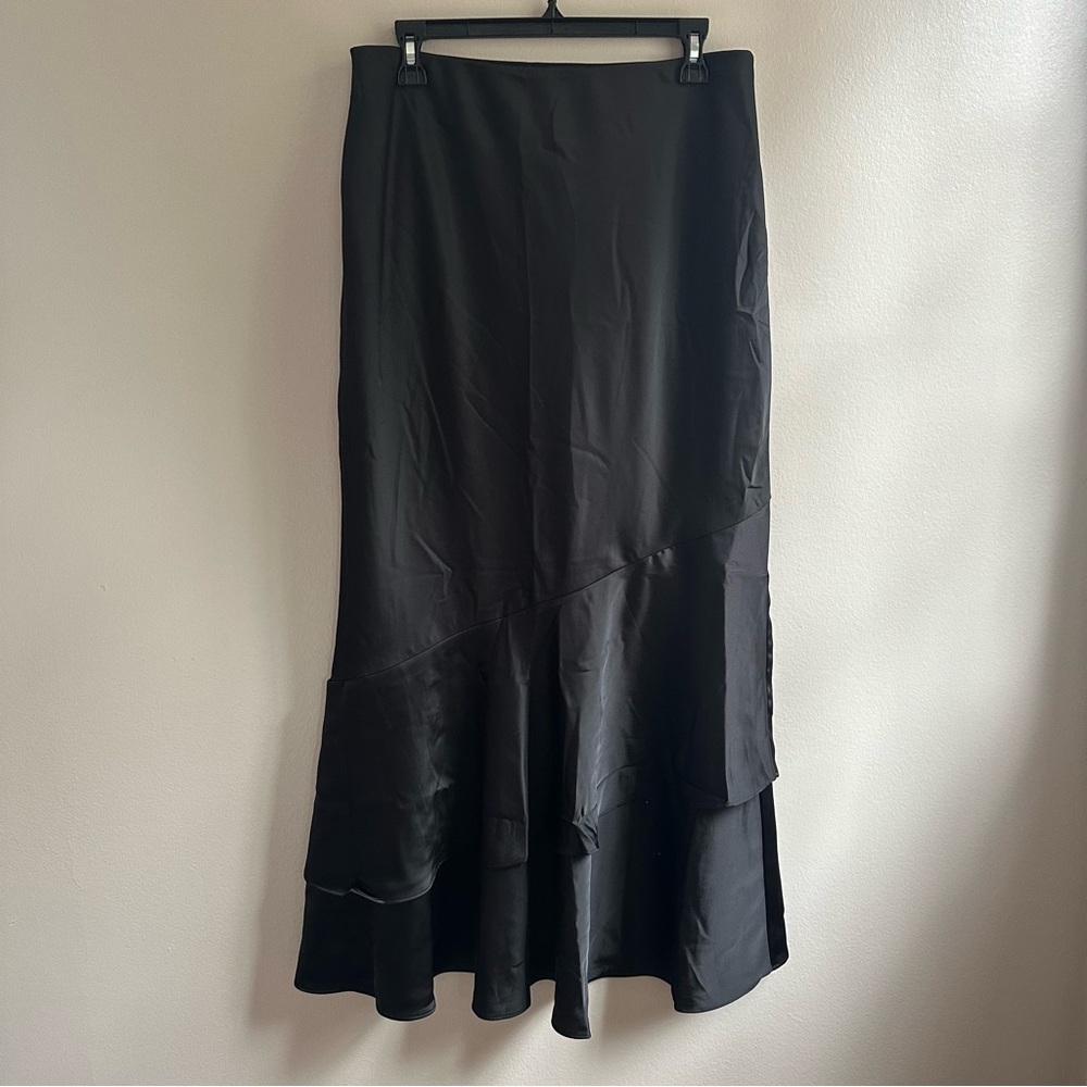 Banana Republic Factory Satin Tiered Maxi Skirt Size M - Picture 2 of 7